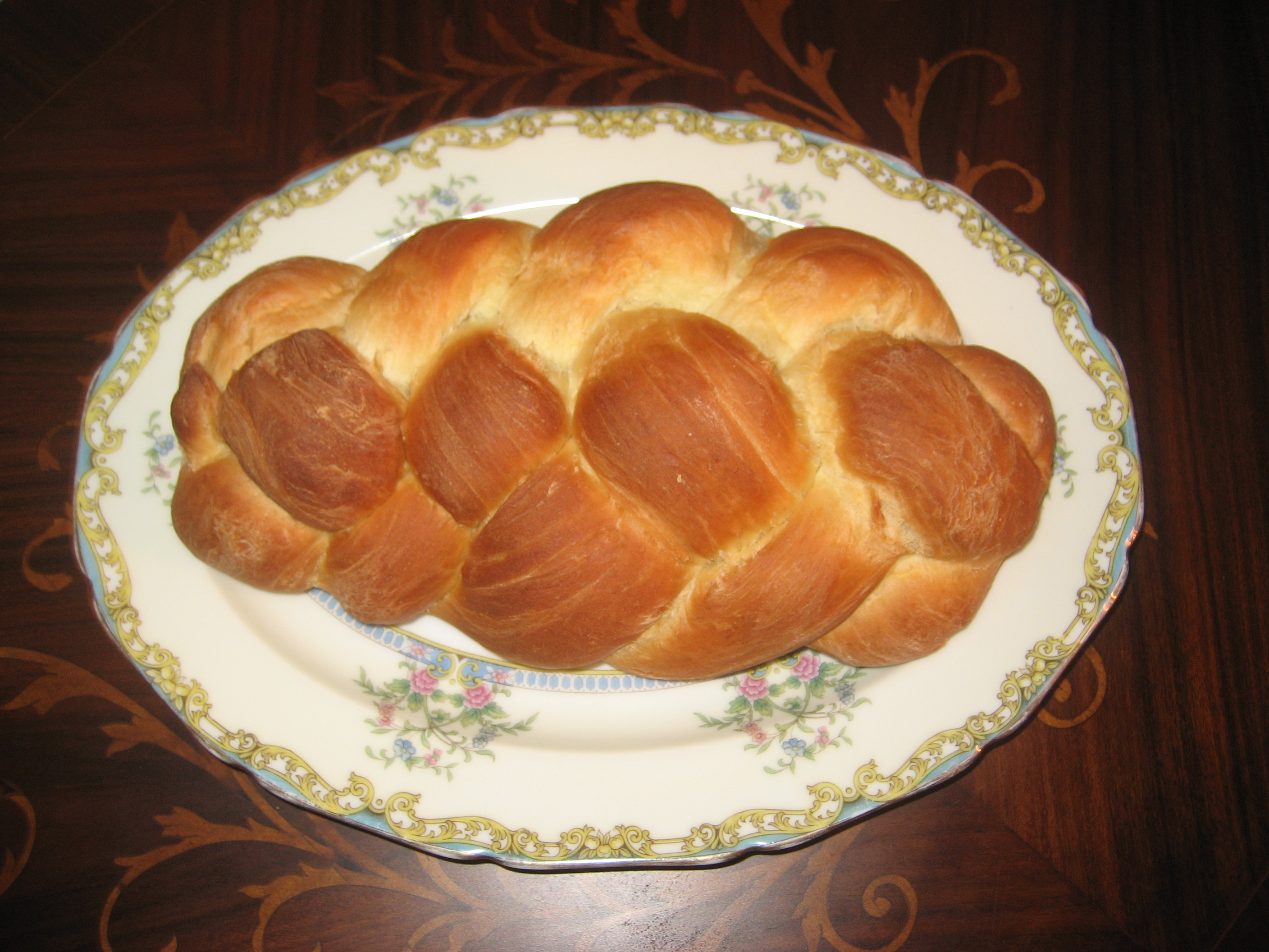 MyFoodPhotos/Hallah.JPG